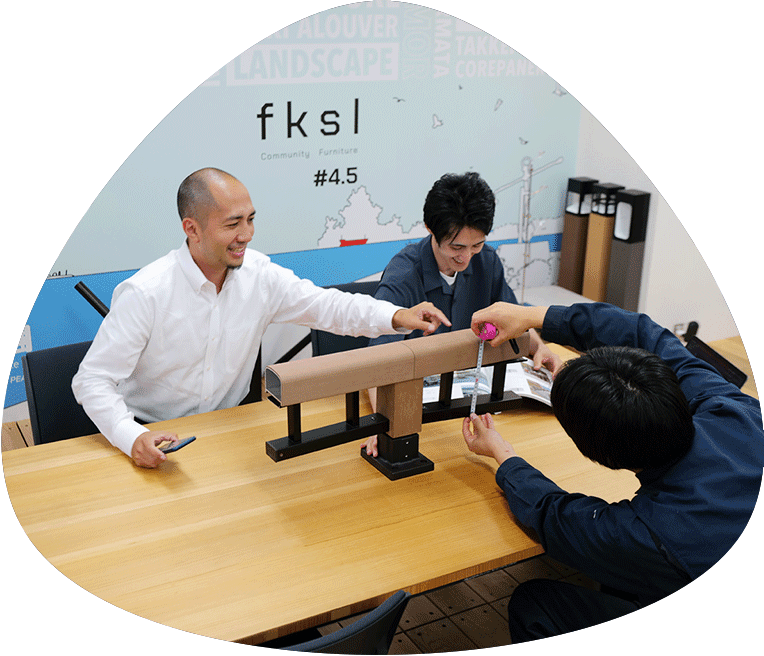 社員の集合写真